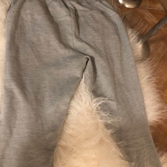 In fair Cond. men’s Topman sweatpant in SZ Small!! - Picture 2 of 9